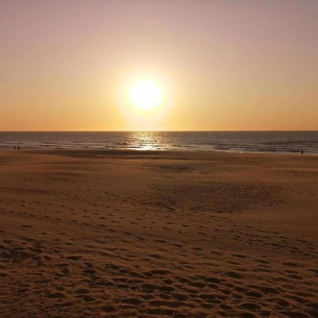 Comfortable Apartment In Oostende With Sea Views Екстер'єр фото